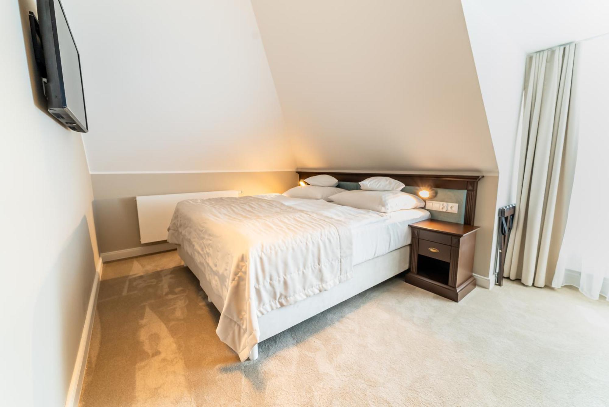 Hotel Piast Ополе Экстерьер фото